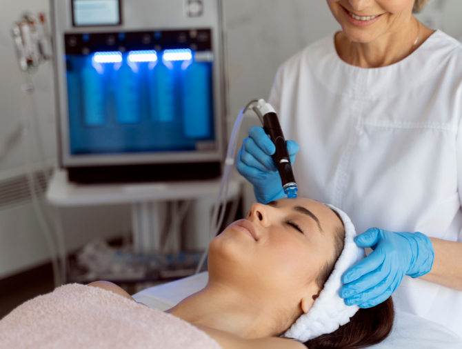 The Ultimate Hydrafacial Guide - Benefits, Process & Aftercare Tips