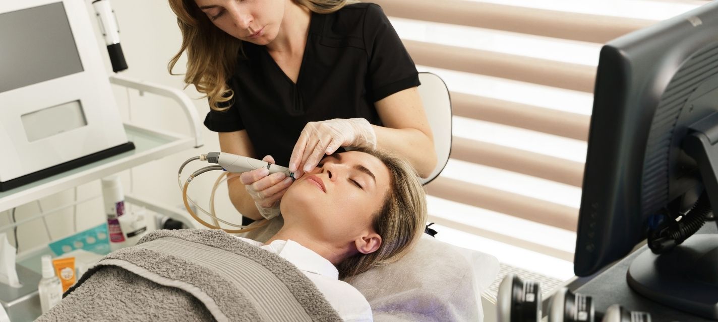 Beyond the Surface: How Hydrafacial Transforms Skin Health