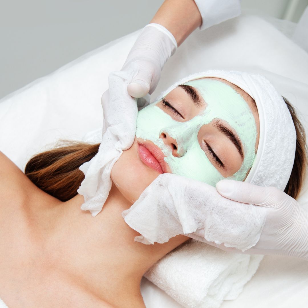 Hydrafacial for Sensitive Skin: Gentle, Effective & Non-Invasive Care