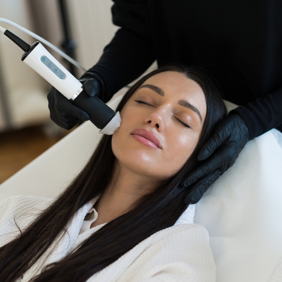 HydraFacial for Sun-Damaged Skin: The Ultimate Repair Treatment for Bangkok Residents