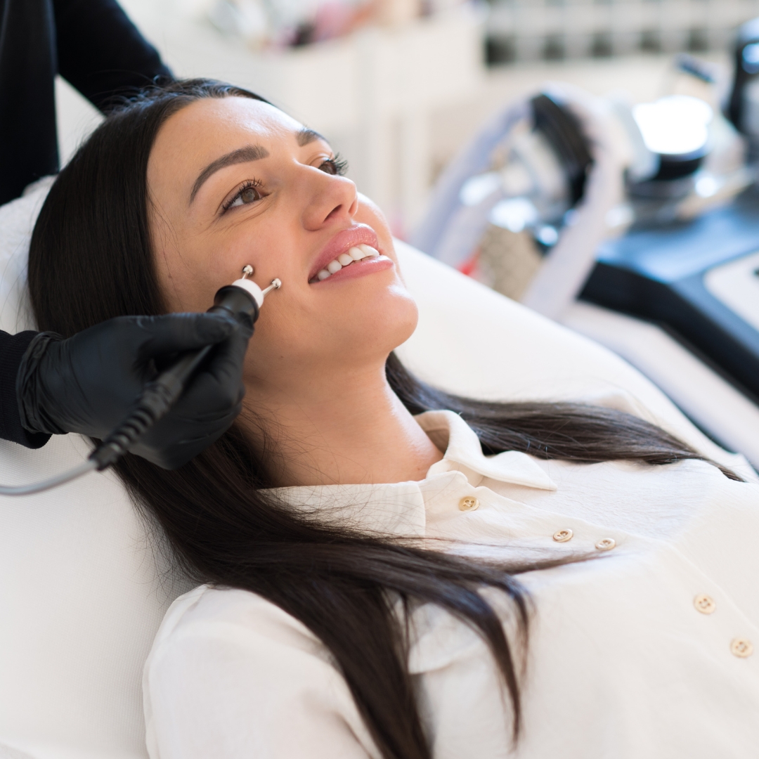 HydraFacial for Sun-Damaged Skin: The Ultimate Repair Treatment for Bangkok Residents