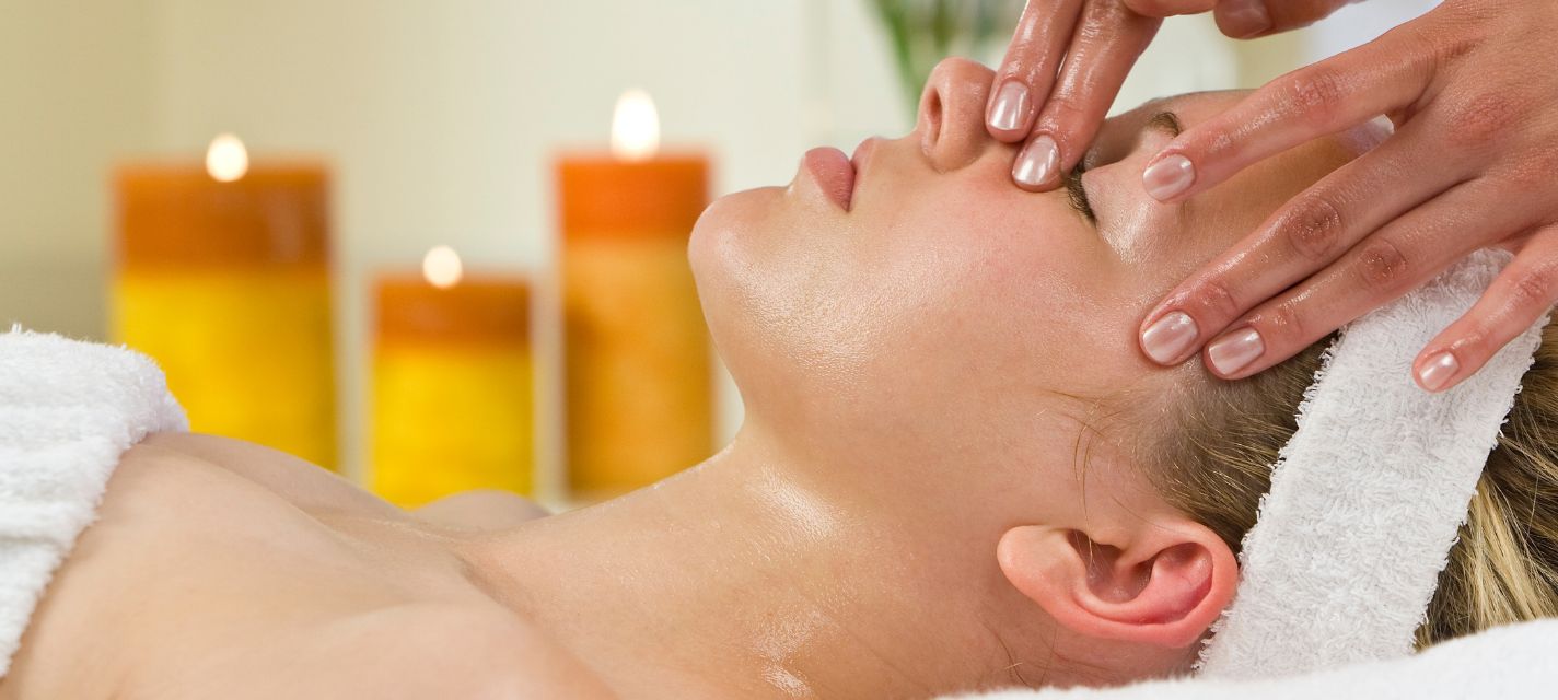 Is Hydrafacial Worth It? Here’s What the Experts Say