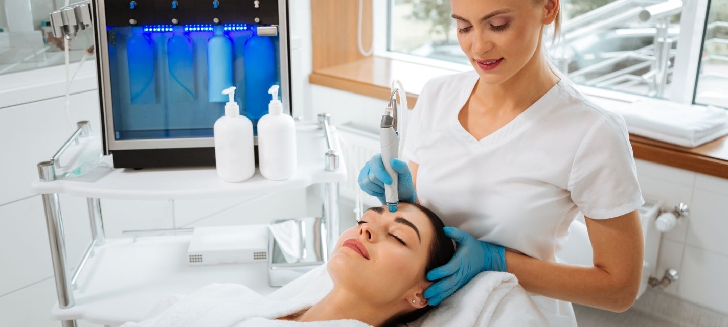 The Science Behind Hydrafacial: Why It’s More Than Just a Trend