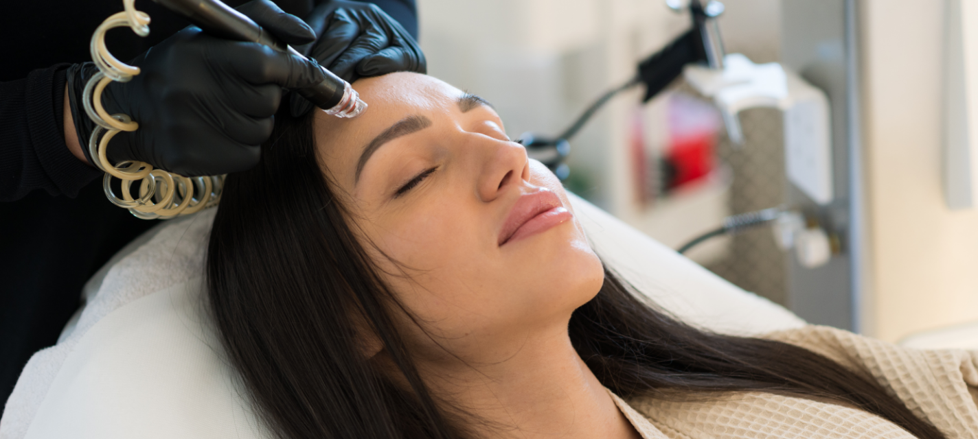 The Science of Smooth: Understanding the Hydrafacial Process in Bangkok