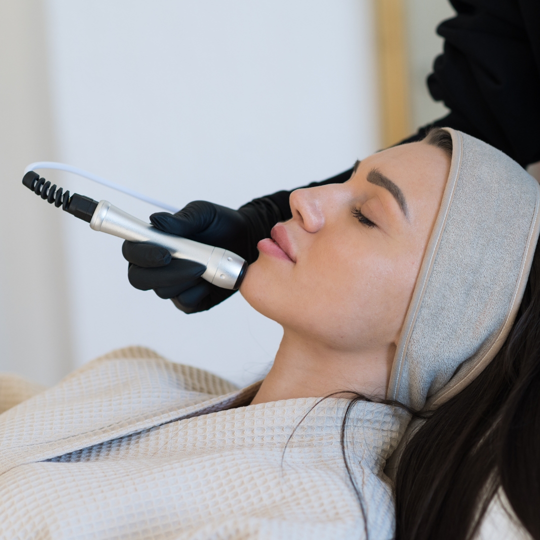 The Ultimate Guide to Hydrafacial: Benefits, Process, and Results