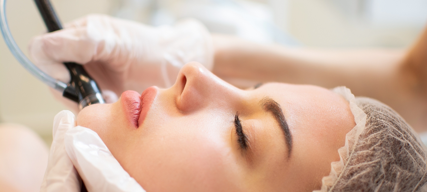 Why Hydrafacial is the Best Skincare Treatment for Glowing Skin